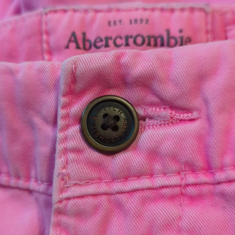 Abercrombie & Fitch Men's Button Fly Neon Pink Shorts, Size 33